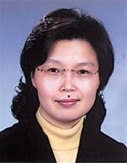 李红（上海市政协社会和法制委员会原主任）