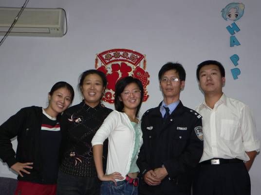 一个女婿半个儿（2012年当代都市剧）
