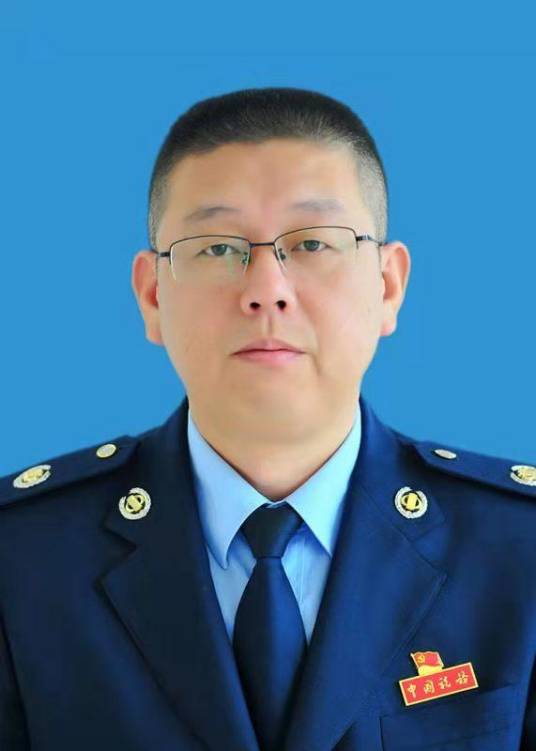 黄家强（鹤壁市山城区税务局党委委员、副局长）