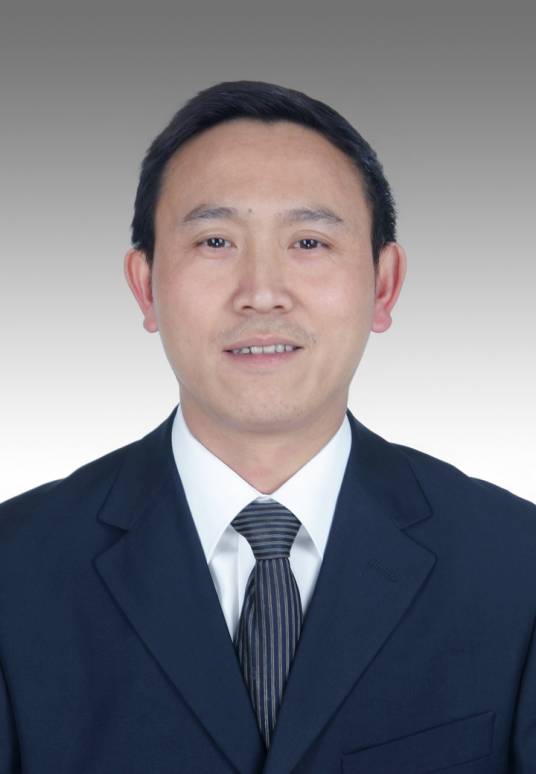 刘刚（四川省成都市大邑县教育局副局级干部）