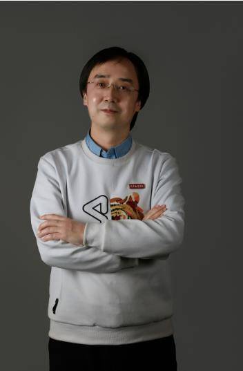 张鹏（西安翻译学院教师）