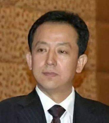 胡利平（伊利董事会原秘书）