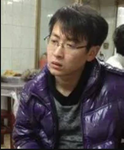 华小峰