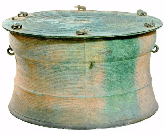 铜鼓（中国古代南方民族的礼乐器物）
