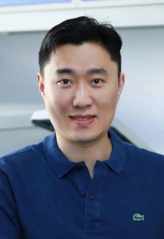 葛亮（清华大学生命科学学院副教授、清华-北大生命科学联合中心研究员）
