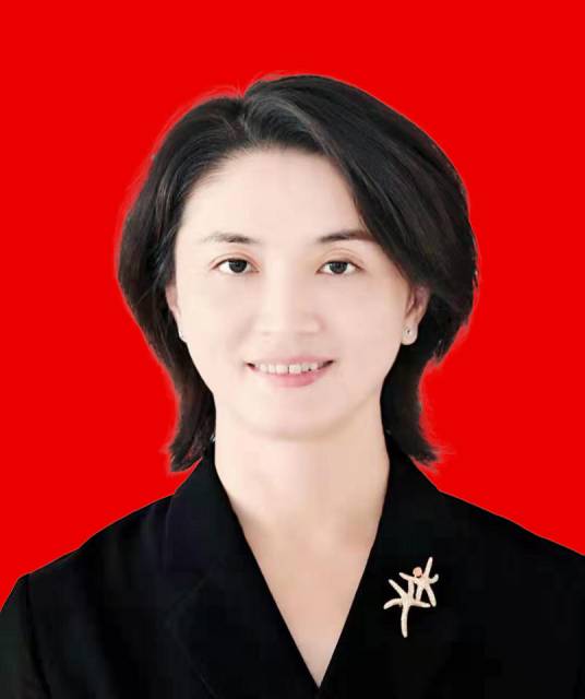 杨春霞（江西省吉安市文化广电旅游局局长）