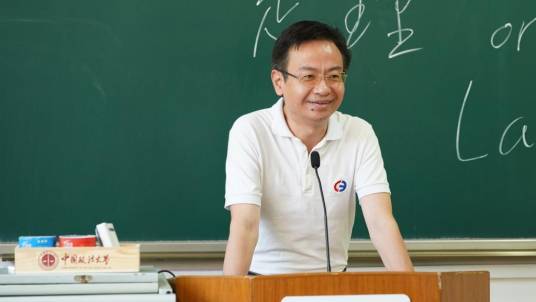 刘飞（中国政法大学中欧法学院院长）
