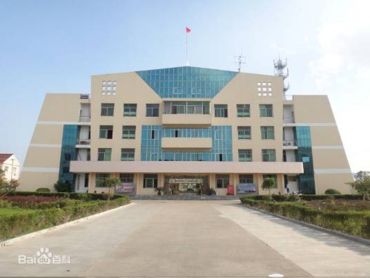 兴东镇（江苏省兴化市兴东镇）