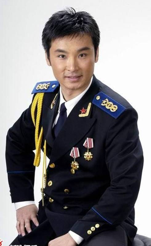 我们的祖国歌甜花香