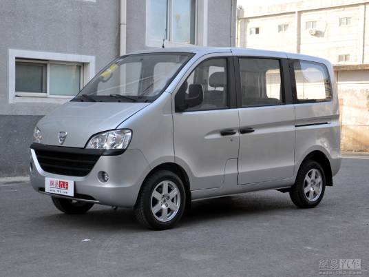 哈飞路尊小霸王 2011款 1.0MT豪华型(DA465QA)（手动）