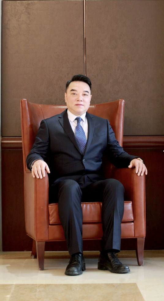 周传雄（中国恒丰伟业投资集团董事局主席）