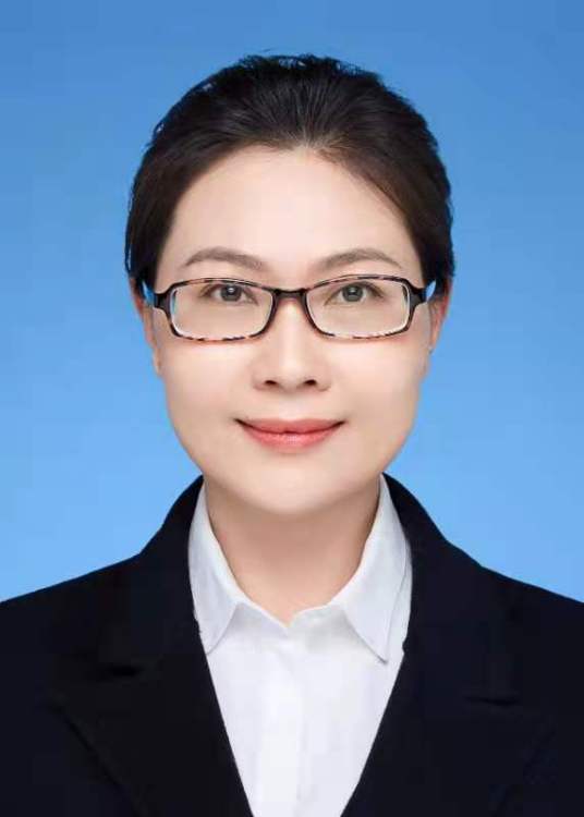 周小青（海南省陵水黎族自治县人民政府副县长）