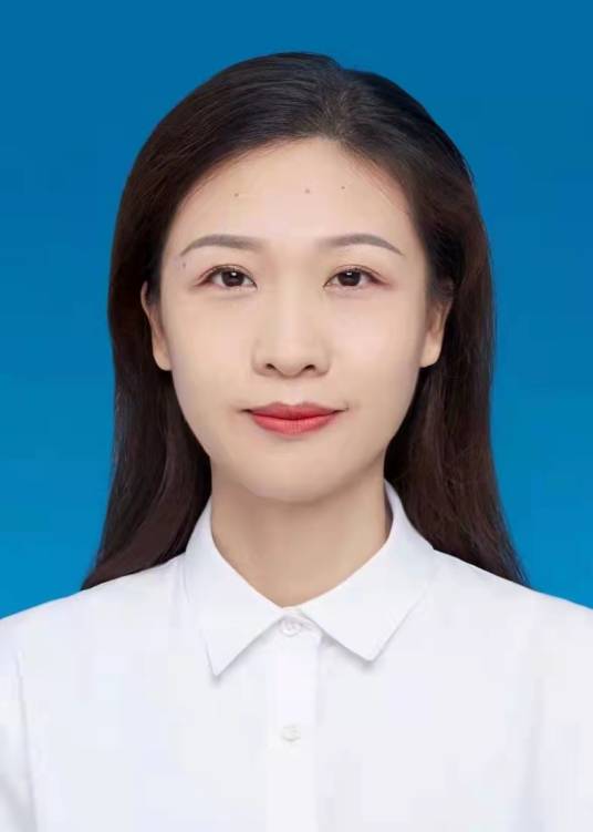 吕妍（第十四届全国人大代表，海南省保亭黎族苗族自治县人民政府副县长、党组成员）