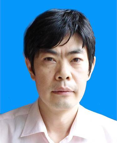 彭勇（贵州省江口县委副书记）
