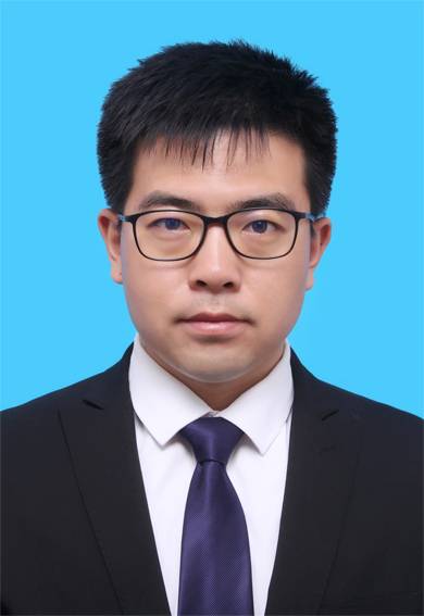 冯志伟（陕西省榆林市吴堡县人民政府副县长）