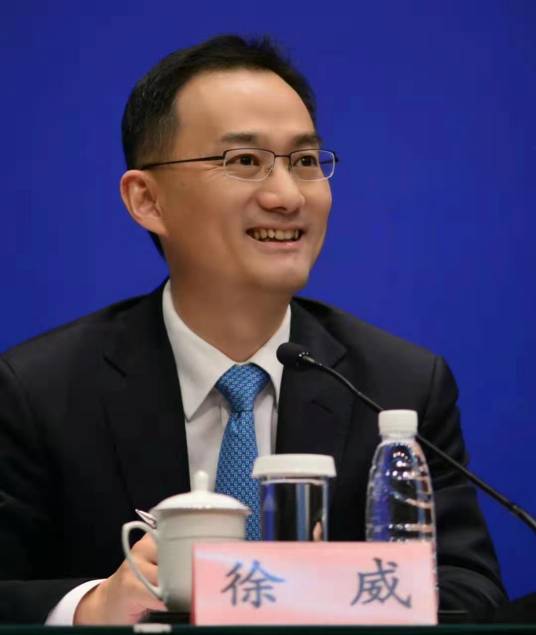 徐威（凤凰卫视董事局主席兼行政总裁）