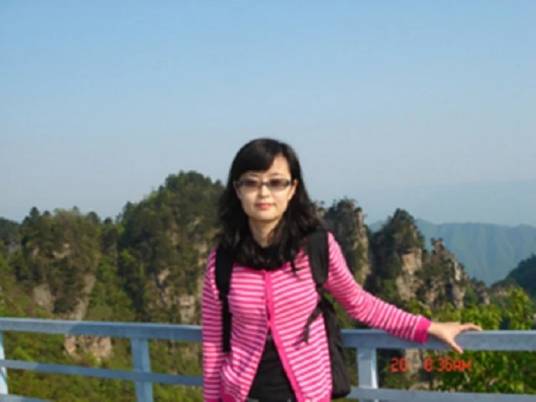 苏萌（中国海洋大学经济学院讲师）