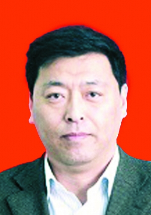 胡国良（长春汽车工业高等专科学校党委委员、副校长）