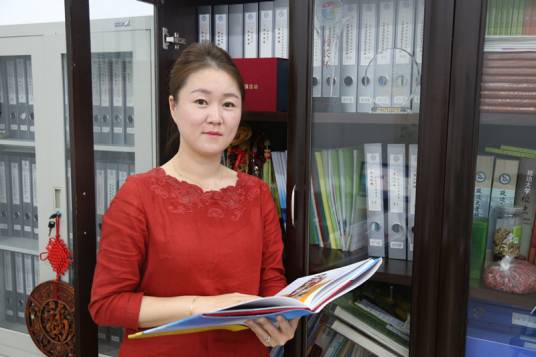 林雪梅（延边大学学生工作部（处）研究生工作部部长）
