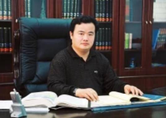 高志文（四川双流中学实验学校校长）