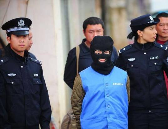 10·12云南昆明少女与男友杀人抛尸案