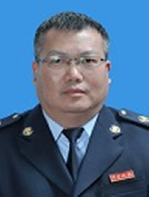 黄志雄（国家税务总局连南瑶族自治县税务局副局长）