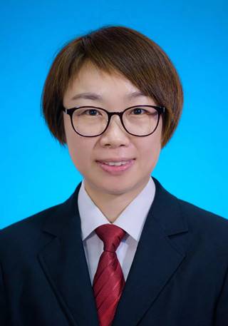 杨玲玲（应店街镇中学一级教师）