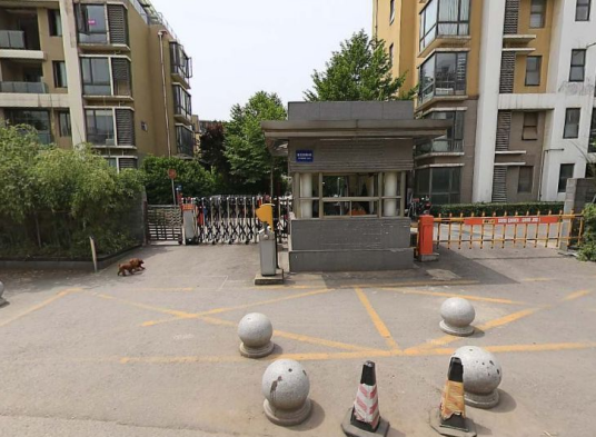 滨江奥城听雨苑