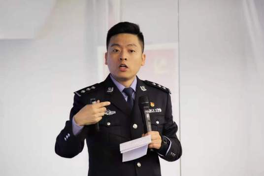 李一波（人民警察）