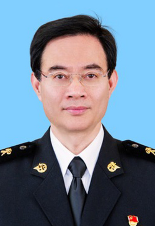 陈锦华（深圳海关副关长、党委委员、一级总监，一级关务监督）