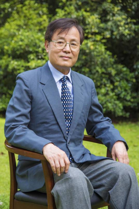 莫凡（国家一级作曲、中国音乐家协会会员）