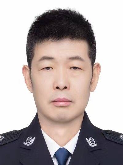 张宏发（现任西藏自治区公安厅党委委员、自治区纪委监委驻自治区公安厅纪检监察组组长）
