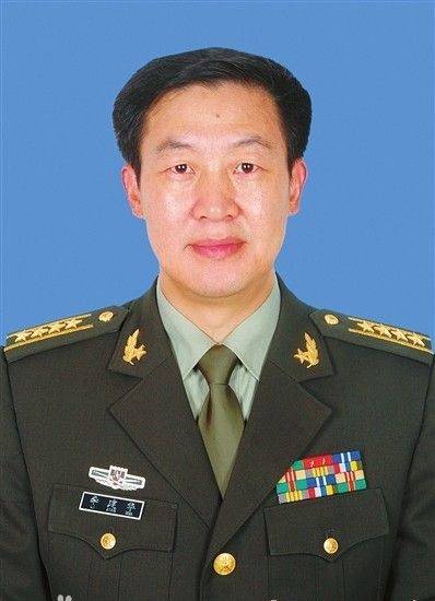 李建华（深圳原市委常委、深圳警备区原政治委员）