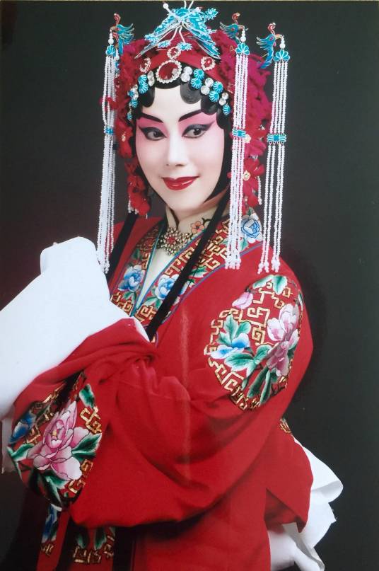 周丽霞（国家一级演员）