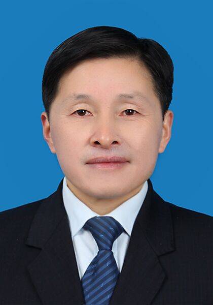 马向东（浙江艺术职业学院党委原委员）