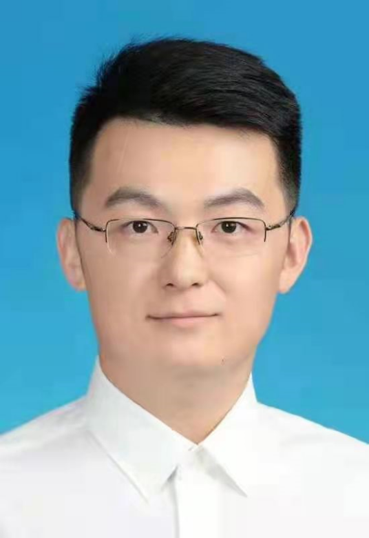 万涛（宁德市寿宁县委常委、县政府党组副书记）