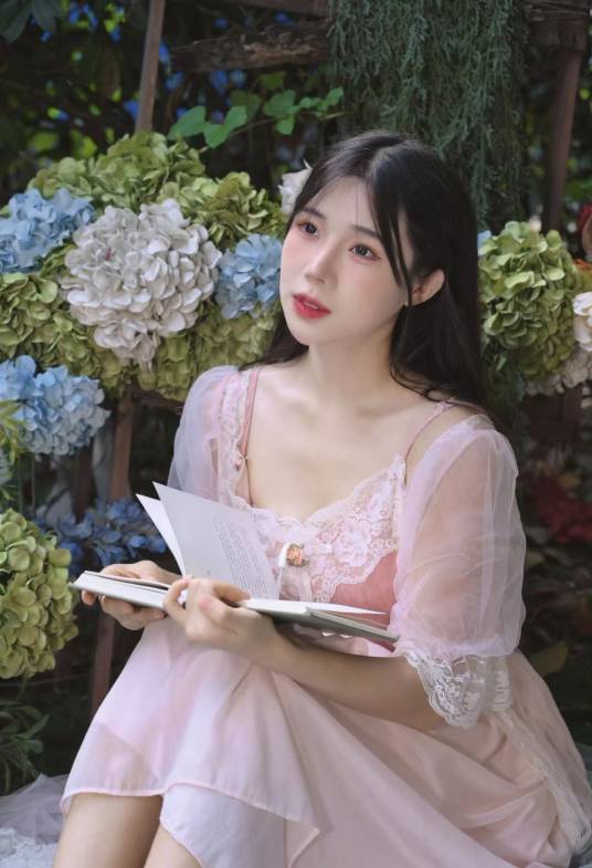 王梓（中国女歌手，GNZ48成员）
