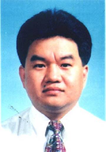 杨文利（首都医科大学附属北京同仁医院眼科主任技师）