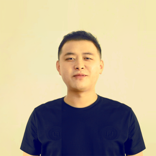 曹亮（北京鑫锐天成有限公司董事长）