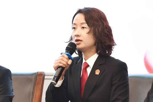 周晔（江苏省南京市中级人民法院民事审判第二庭原庭长）
