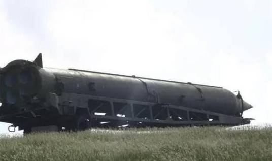 R-12弹道导弹