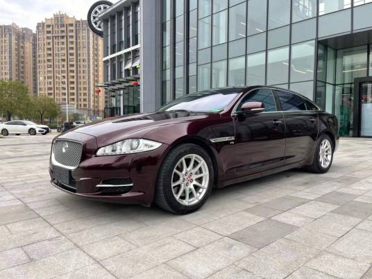 捷豹XJ 2013款 XJL 2.0T 全景商务版