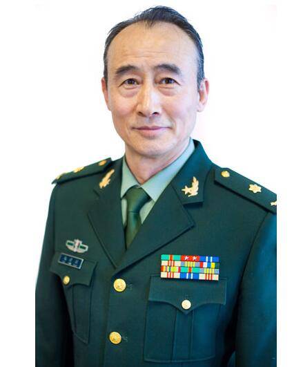 刘建国（中国人民解放军第二炮兵文工团男高音独唱、国家一级演员、北京现代音乐学院声乐教授）