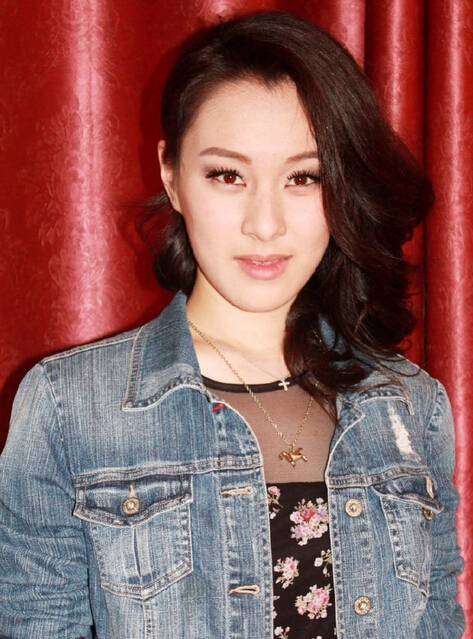 李子卿（美籍华裔女歌手）