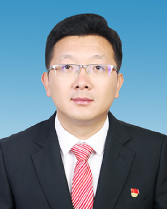 谢添（云南省昆明市寻甸回族彝族自治县人民政府副县长、河口镇党委书记）