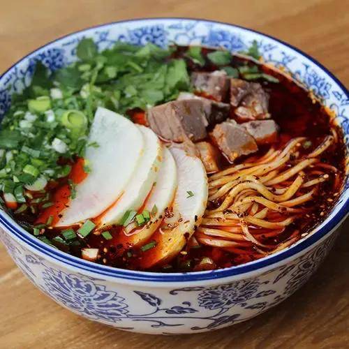 兰州牛肉面（甘肃省兰州市特色美食）