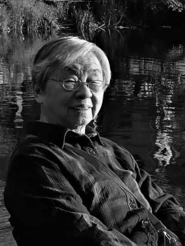 杨丽华（中国社会科学院世界历史研究所研究馆员）