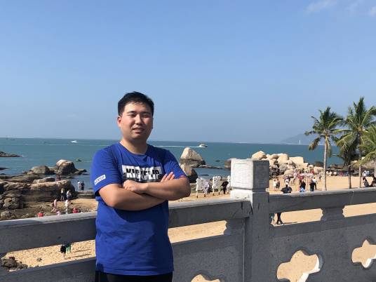 李猛（郑州大学数学与统计学院副教授）