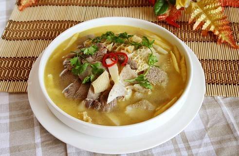 煮牛杂汤