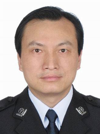 万秀奇